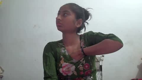 Snapshot of the_right_girl chatting on 02-05-26, 01:38 Suzan Sexy online show from 02-05-26, 01:38