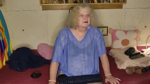 thea TheaDora online show from 09-20-25, 04:35