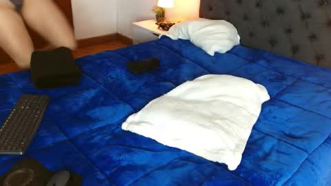 Diosa Afrodita online show from 11-29-25, 03:53