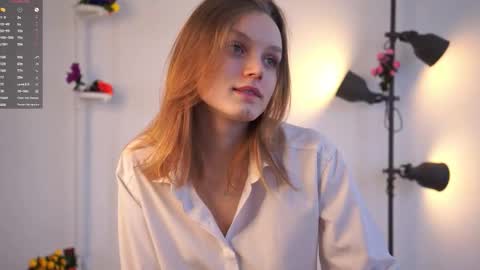 Emma online show from 10-14-25, 04:02