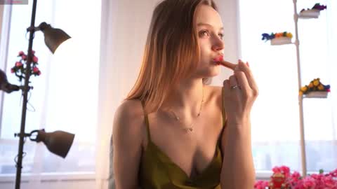 Emma online show from 10-23-25, 04:12