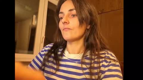 Snapshot of theanna510763 chatting on 09-25-25, 08:45 theanna510763 online show from 09-25-25, 08:45