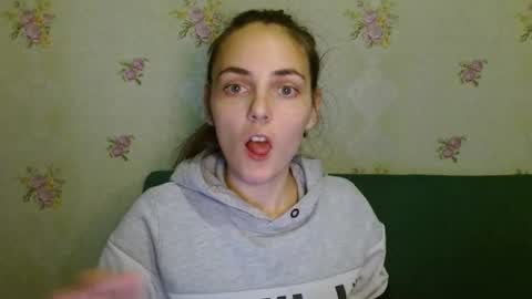 Snapshot of theanna510763 chatting on 10-20-25, 07:14 theanna510763 online show from 10-20-25, 07:14