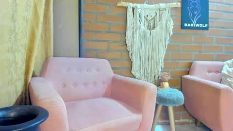 thebadwolf818 online show from 04-06-26, 08:48