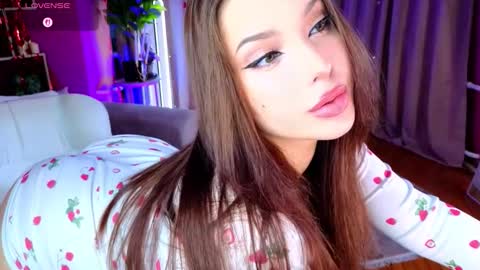 Lucy online show from 02-20-26, 01:22