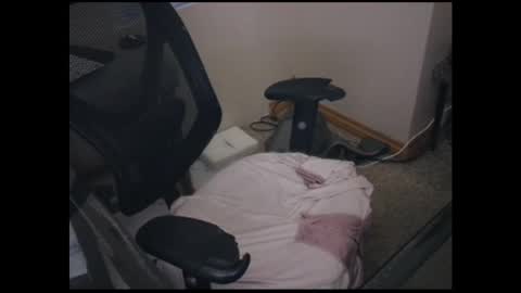 The Bear King online show from 12-16-25, 05:56