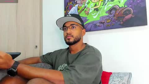 Snapshot of theblack_frank chatting on 04-14-26, 11:27 theblack_frank online show from 04-14-26, 11:27