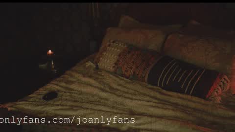 Joan online show from 10-19-25, 07:47