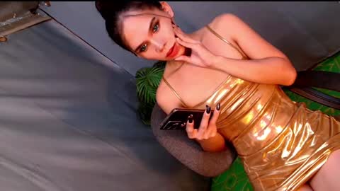 Lana But you can spell it backwards online show from 02-26-25, 03:21