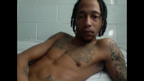 Snapshot of thee304slayer chatting on 12-17-25, 06:14 thee304slayer online show from 12-17-25, 06:14