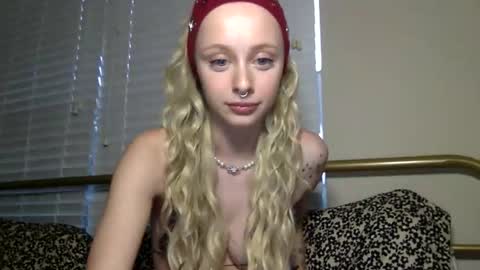 theetinyydancerrr online show from 03-20-26, 11:42