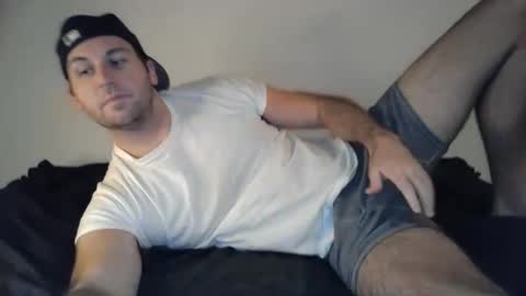 Snapshot of theetwohander chatting on 11-13-25, 04:11 Theetwohander online show from 11-13-25, 04:11