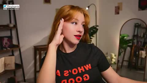 Snapshot of thegingerp chatting on 11-06-25, 10:21 Streaming mostly at online show from 11-06-25, 10:21