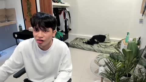 Snapshot of thegreenmagus chatting on 01-03-25, 04:22 Green online show from 01-03-25, 04:22