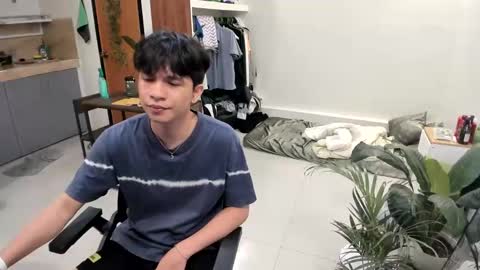 Snapshot of thegreenmagus chatting on 01-13-25, 02:21 Green online show from 01-13-25, 02:21