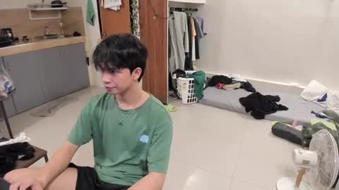 Snapshot of thegreenmagus chatting on 10-15-25, 08:20 Green online show from 10-15-25, 08:20