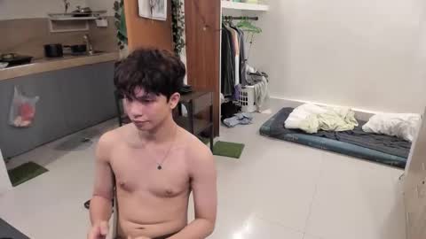 Snapshot of thegreenmagus chatting on 11-11-25, 08:20 Green online show from 11-11-25, 08:20