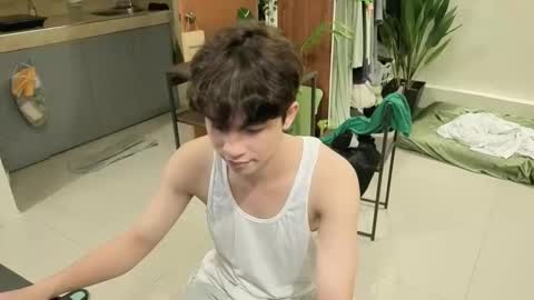 Snapshot of thegreenmagus chatting on 11-21-25, 09:52 Green online show from 11-21-25, 09:52