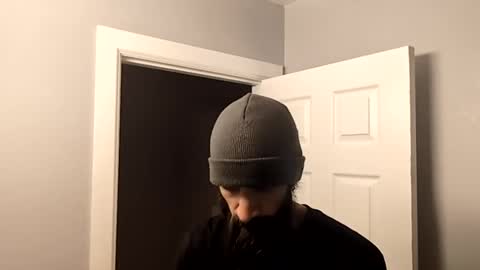 Snapshot of theh4iryfi5h chatting on 02-22-26, 05:08 theh4iryfi5h online show from 02-22-26, 05:08