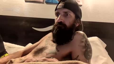 Snapshot of theh4iryfi5h chatting on 02-28-26, 08:43 theh4iryfi5h online show from 02-28-26, 08:43