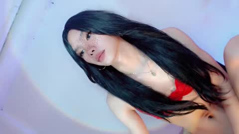 laisa online show from 12-23-24, 09:51