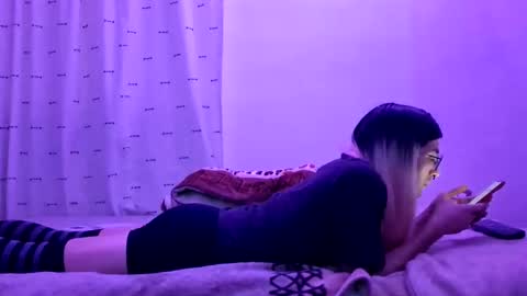 Snapshot of thehushvibe chatting on 10-15-25, 06:35 Jav online show from 10-15-25, 06:35