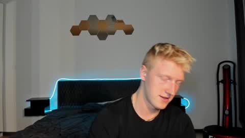 thejacob_d online show from 12-05-25, 05:53