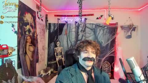 Snapshot of thejohnnystone chatting on 10-09-25, 12:08 Johnny Stone online show from 10-09-25, 12:08