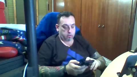 Snapshot of thekier chatting on 12-31-24, 05:40 thekier online show from 12-31-24, 05:40