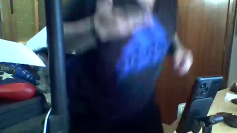 Snapshot of thekier chatting on 01-05-25, 03:13 thekier online show from 01-05-25, 03:13