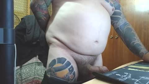 Snapshot of thekier chatting on 11-20-25, 02:28 thekier online show from 11-20-25, 02:28