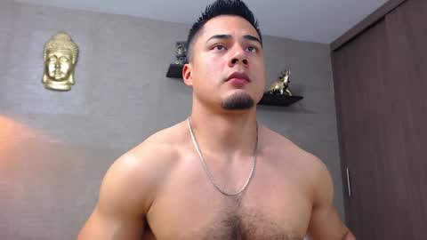 Snapshot of thekingerick chatting on 02-03-25, 11:05 thekingerick online show from 02-03-25, 11:05