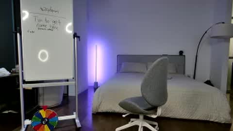 King Tyler online show from 12-11-24, 04:39