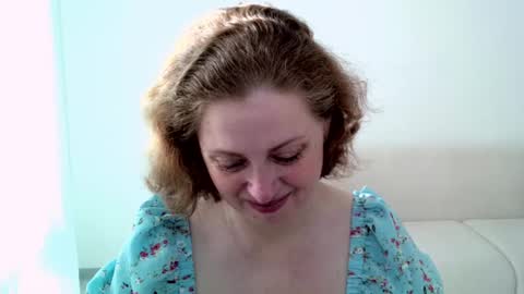 Ella online show from 03-09-25, 07:45