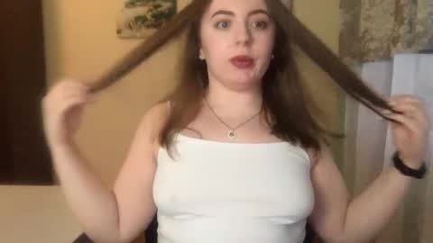 Snapshot of thelexy chatting on 12-17-25, 12:33 Alexa online show from 12-17-25, 12:33