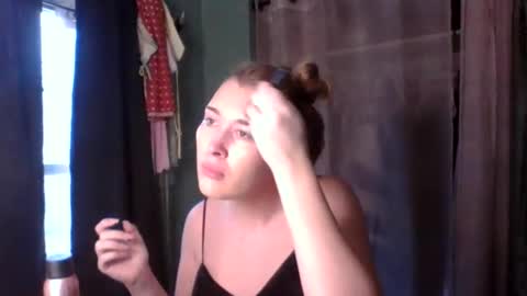 Little Bambii online show from 01-17-26, 01:27