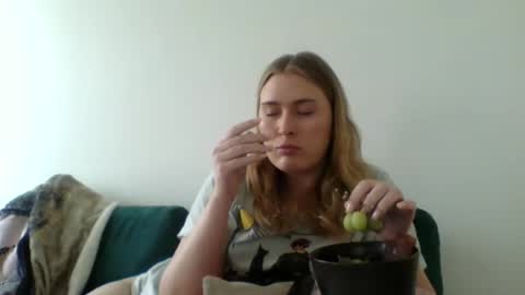 Little Bambii online show from 03-21-26, 06:11