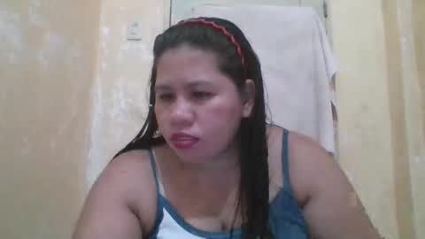Snapshot of thelma794100 chatting on 10-12-25, 08:24 thelma794100 online show from 10-12-25, 08:24