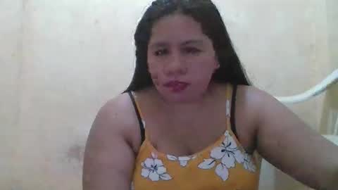 Snapshot of thelma794100 chatting on 11-05-25, 10:32 thelma794100 online show from 11-05-25, 10:32