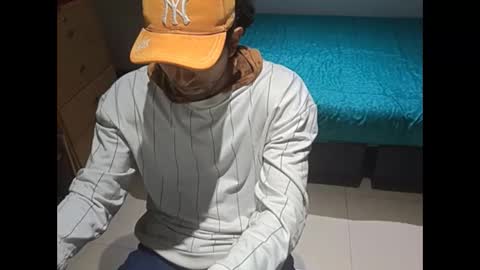 Snapshot of thelong_gutxxx chatting on 04-16-26, 12:22 thelong gutxxx online show from 04-16-26, 12:22