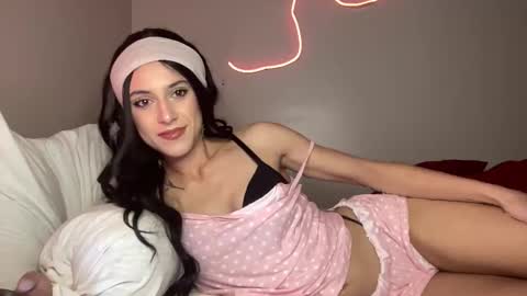 thelucydoll online show from 12-16-25, 10:59