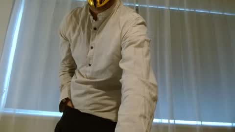 Snapshot of themaskedlondoner chatting on 02-01-26, 11:20 The Masked Londoner online show from 02-01-26, 11:20