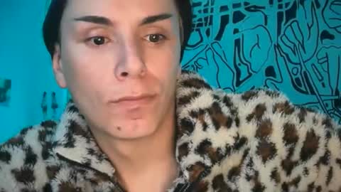 Lucy Lucy online show from 12-04-25, 01:04