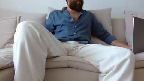 TheMonarchGoat online show from 10-14-25, 08:37