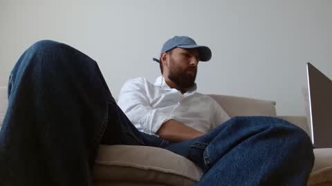 TheMonarchGoat online show from 02-04-26, 01:28