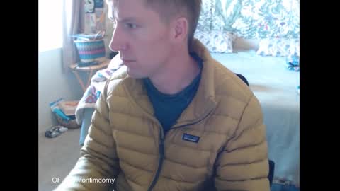 Daisy and Tim online show from 03-04-26, 07:20