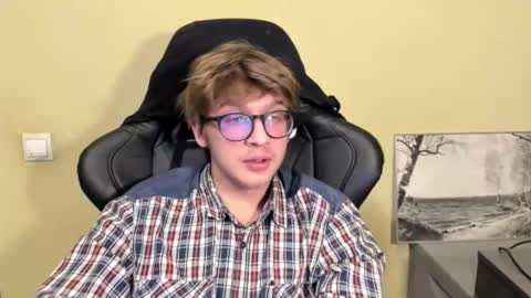 Snapshot of themortyeffect chatting on 11-29-25, 06:22 TheMortyEffect online show from 11-29-25, 06:22