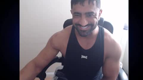 TheMuscleFactory online show from 11-08-25, 02:17