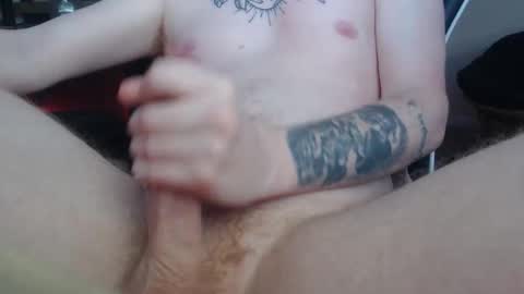 Snapshot of thenewguyatwork chatting on 10-24-25, 08:16 thenewguyatwork online show from 10-24-25, 08:16