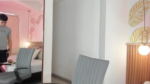 Snapshot of theohawke_ chatting on 12-13-24, 01:55 THEO- MATEO online show from 12-13-24, 01:55